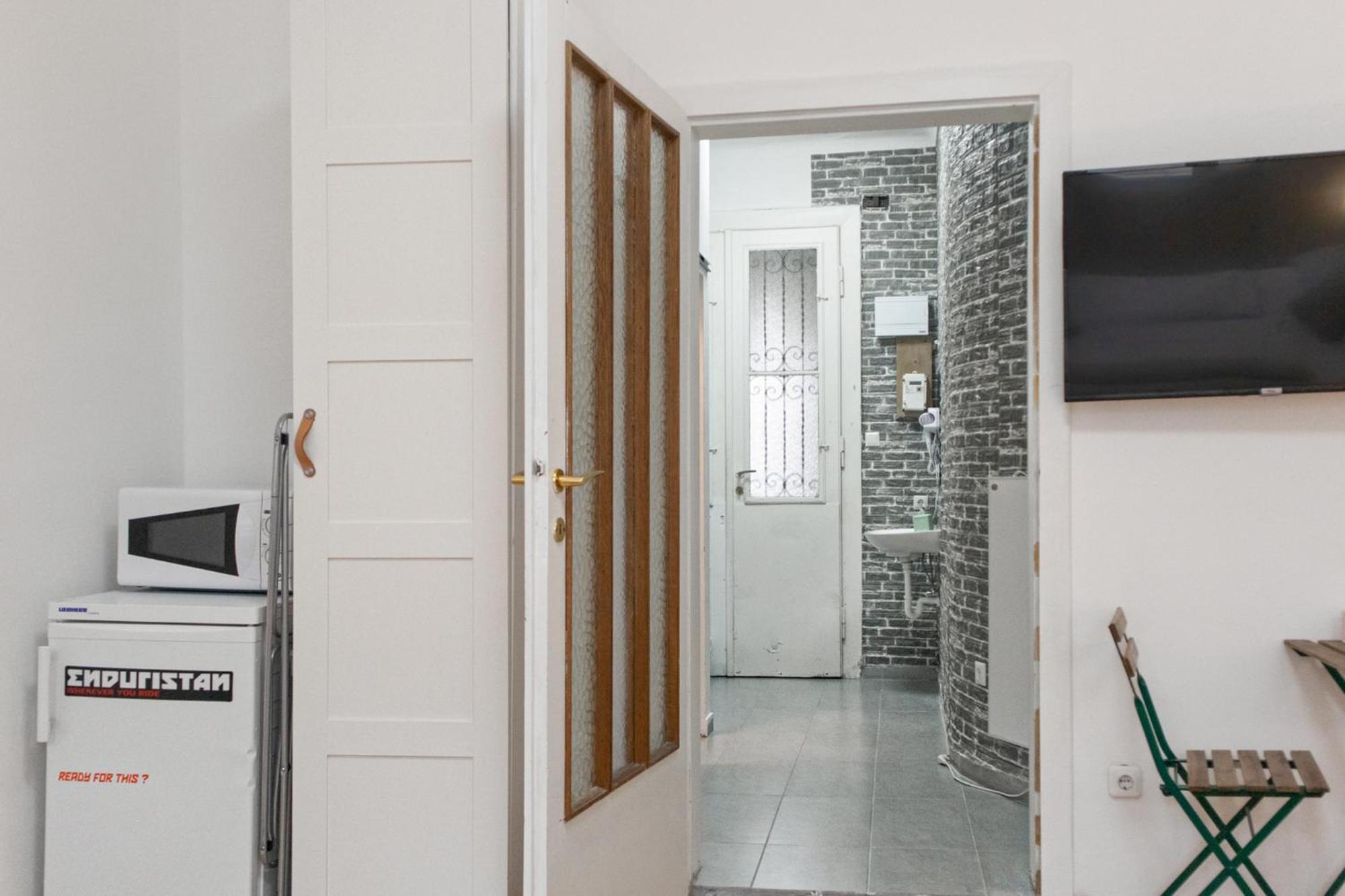 Budget City Stay - Near Wiener Stadthalle Ideal For Longstays Exterior foto